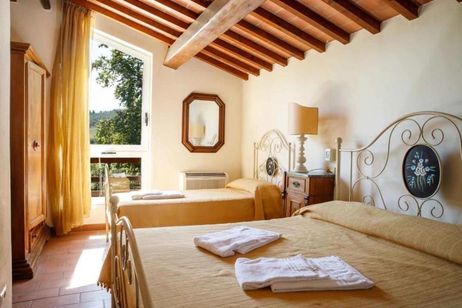 Agriturismo Podere Bucine Basso Lari Exterior photo
