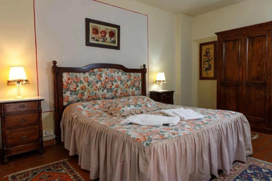 Agriturismo Podere Bucine Basso Lari Exterior photo